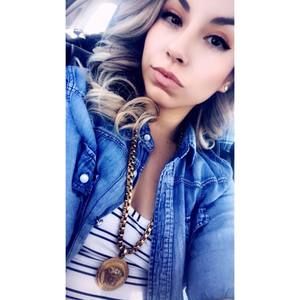 Meet your Posher, Amber